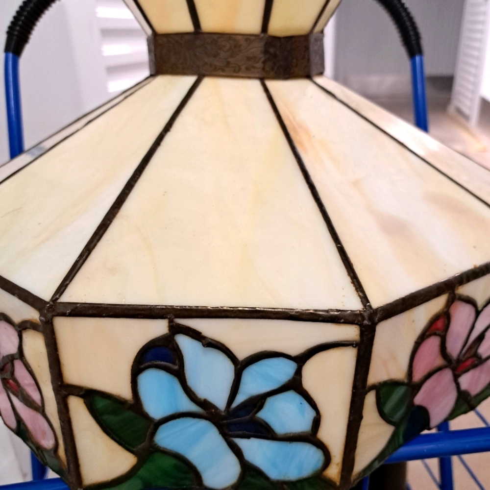 Tiffany lampshade